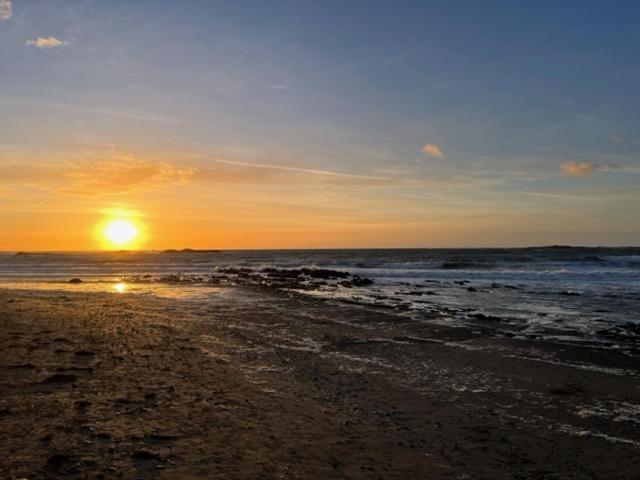 Fabulous Ground Floor Apt Adjacent To Beach Rhosneigr Exteriör bild